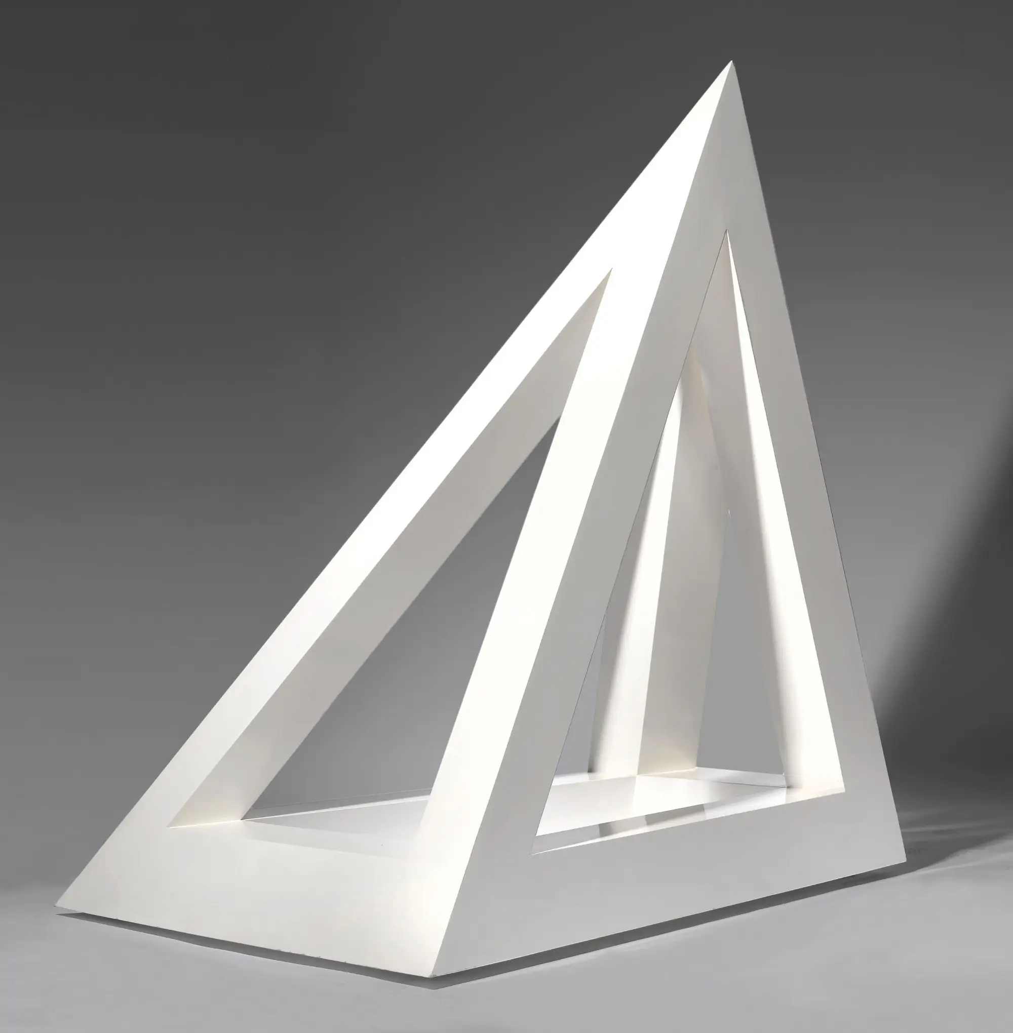 Sol Lewitt, Four Sided Pyramid, 1991 183 x 152.5 x 129.5 cm Painted aluminium