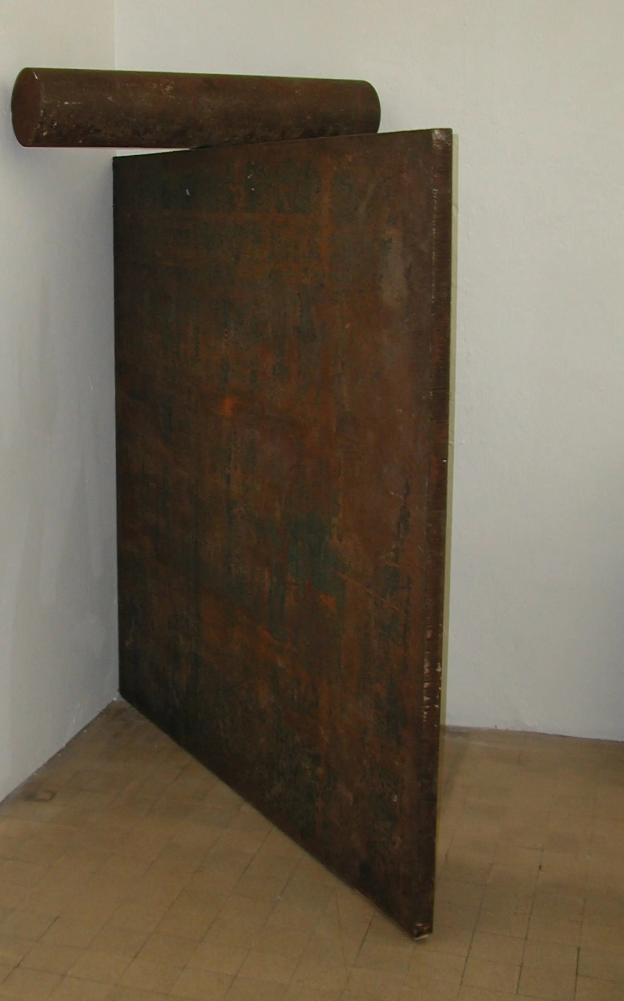 Richard Serra, Roll-on, 1986 91.4 x 20.3 cm (152,4 x 152.4 cm) Hot rolled steel plate and cylinder